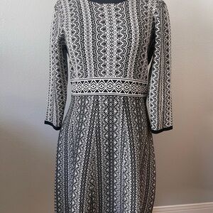 Nina Leonard Black and White Long Sleeve Patterned Dress